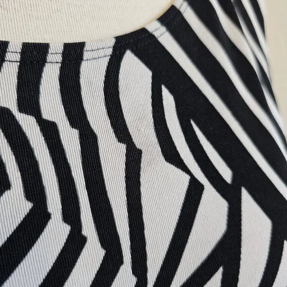Travelers By Chico's Zebra Animal Print Scoop Neck Tank Top Blouse Stretchy 3/XL - Picture 3 of 12